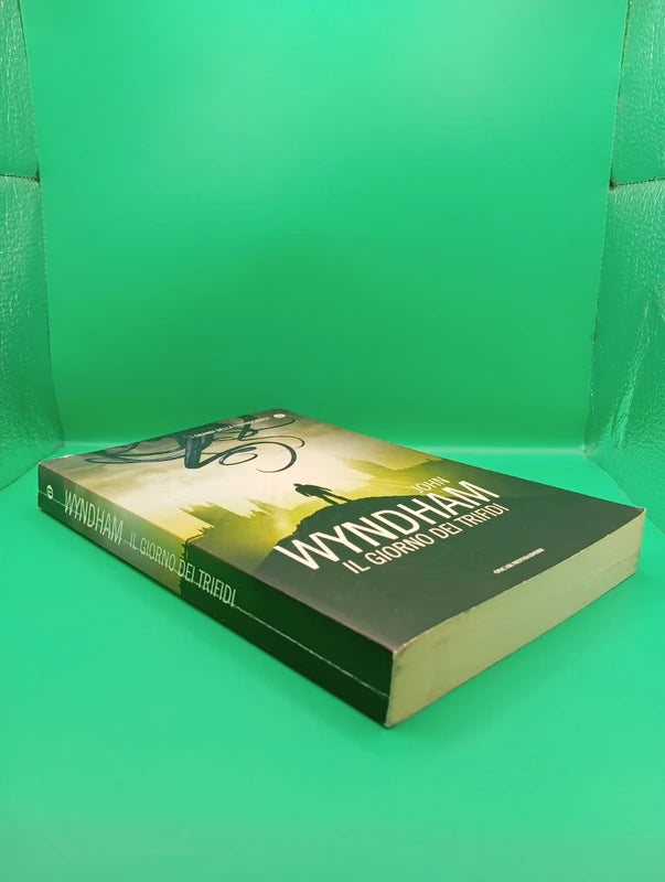 John Wyndham - Il giorno dei trifidi