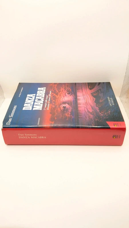 Dan Simmons - Danza Macabra Mondadori Interno Giallo