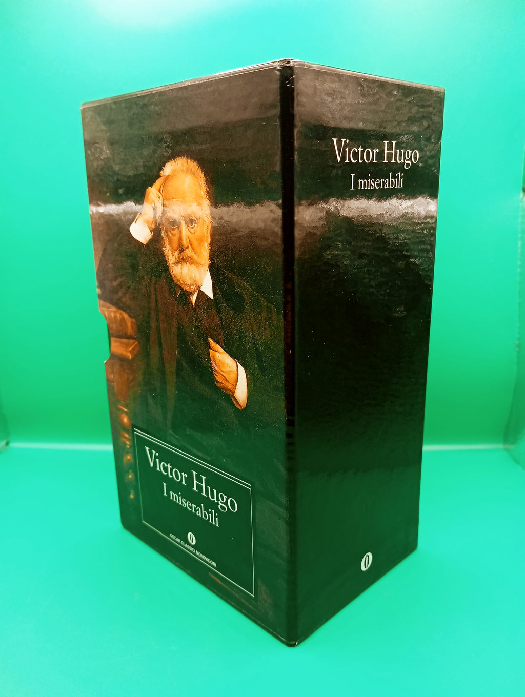 Victor Hugo - I Miserabili Cofanetto Oscar Classici Mondadori
